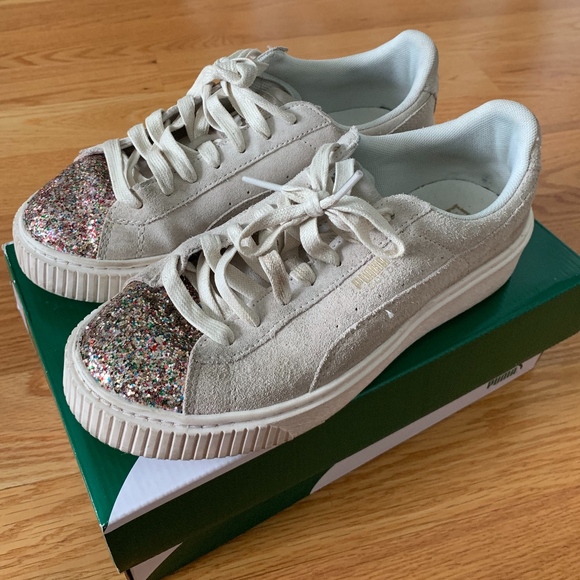 Puma Suede Platform Sneakers - Picture 2 of 6